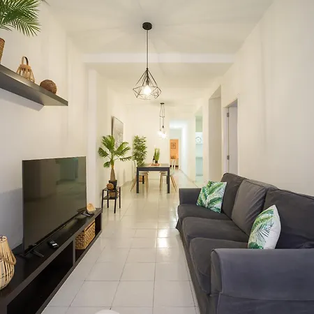 Family Nestor De La Torre 라스팔마스