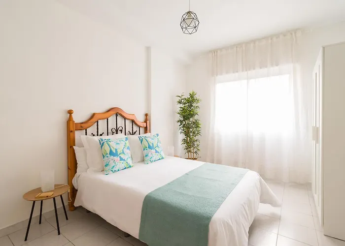 Family Néstor De La Torre Appartamento *