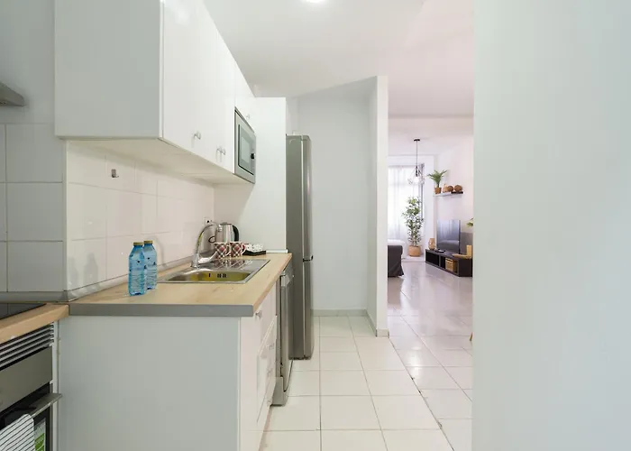 Family Néstor De La Torre